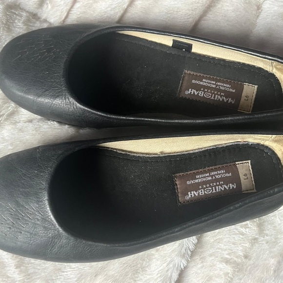 New shoe - Picture 2 of 4